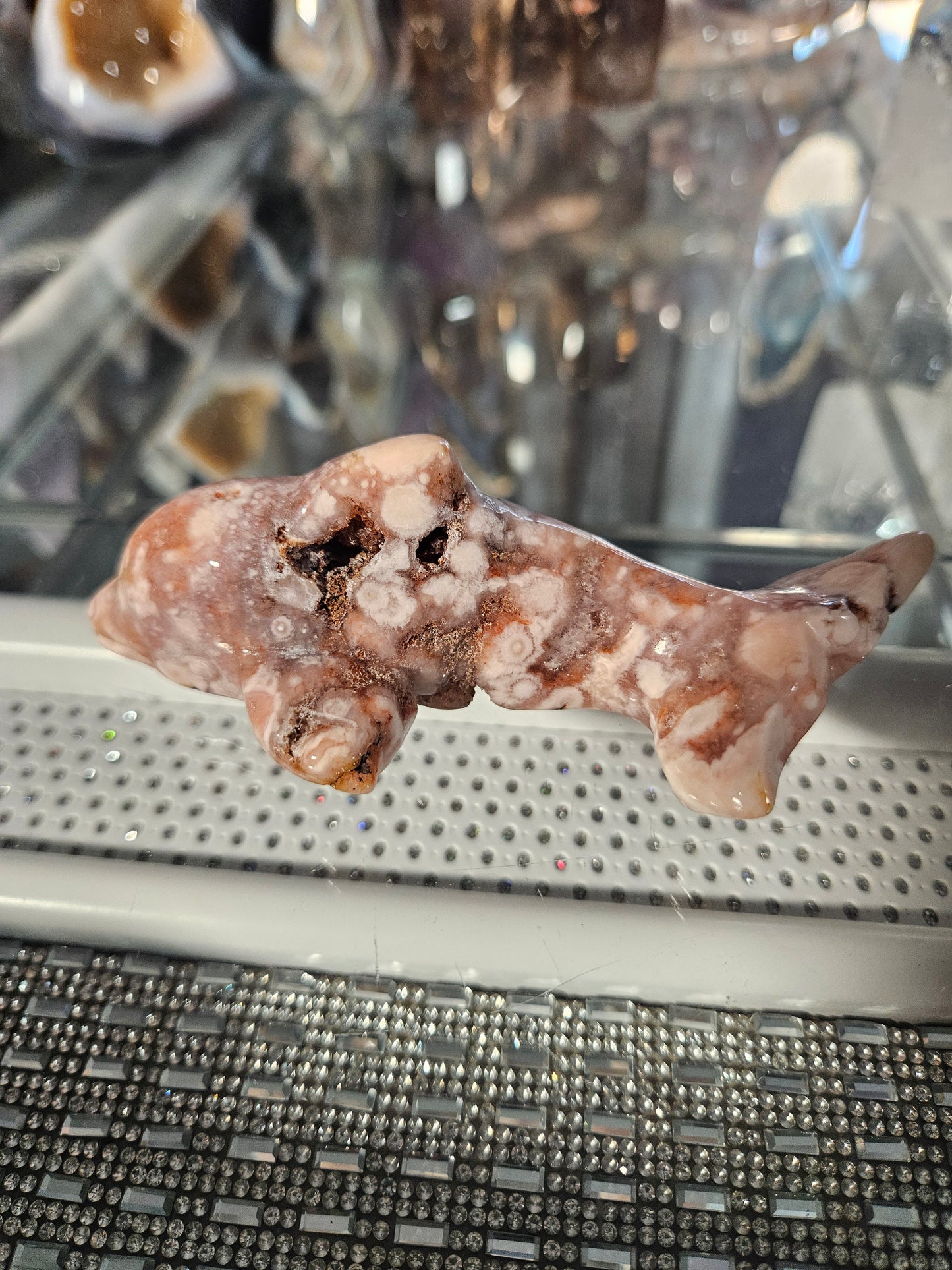 Flower agate dolphin