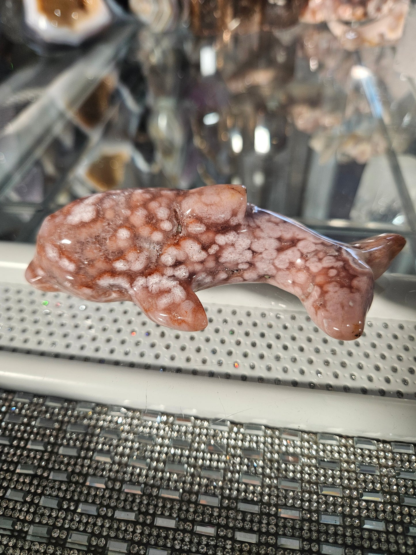 Flower agate dolphin